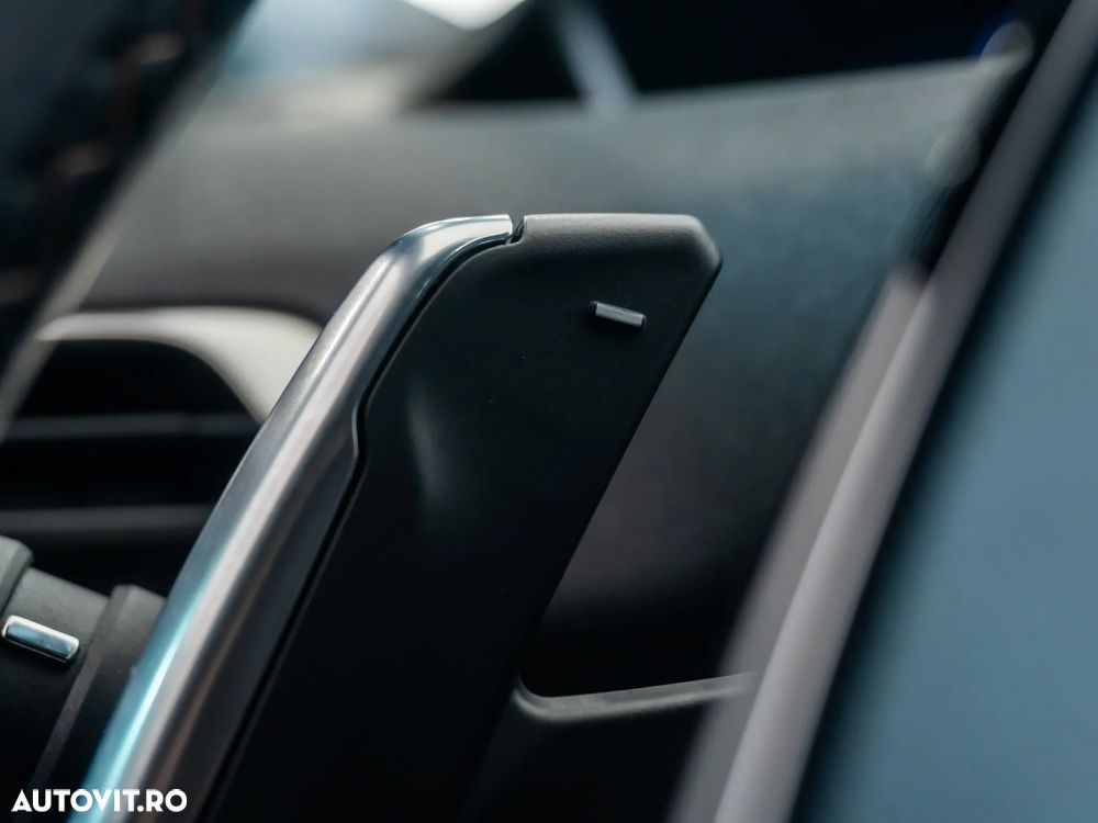 Peugeot 3008 1.5 BlueHDI S&S EAT8 GT-Line - 24