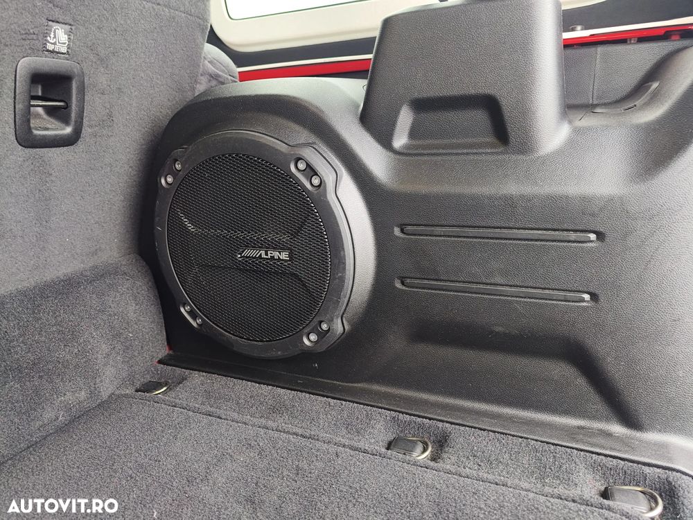 Jeep Wrangler 2.0 4xe AT8 PHEV Sahara - 13