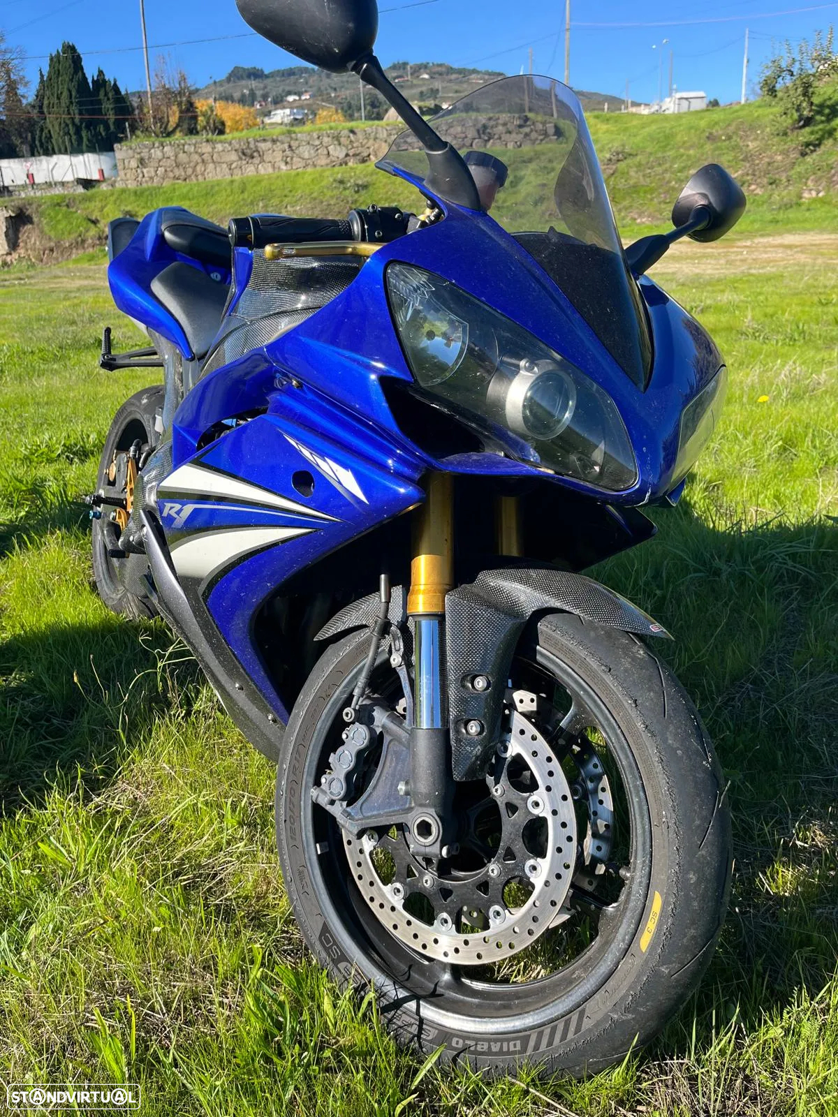 Yamaha YZF R1 - 10
