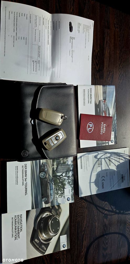 BMW Seria 5 528i xDrive Modern Line - 33