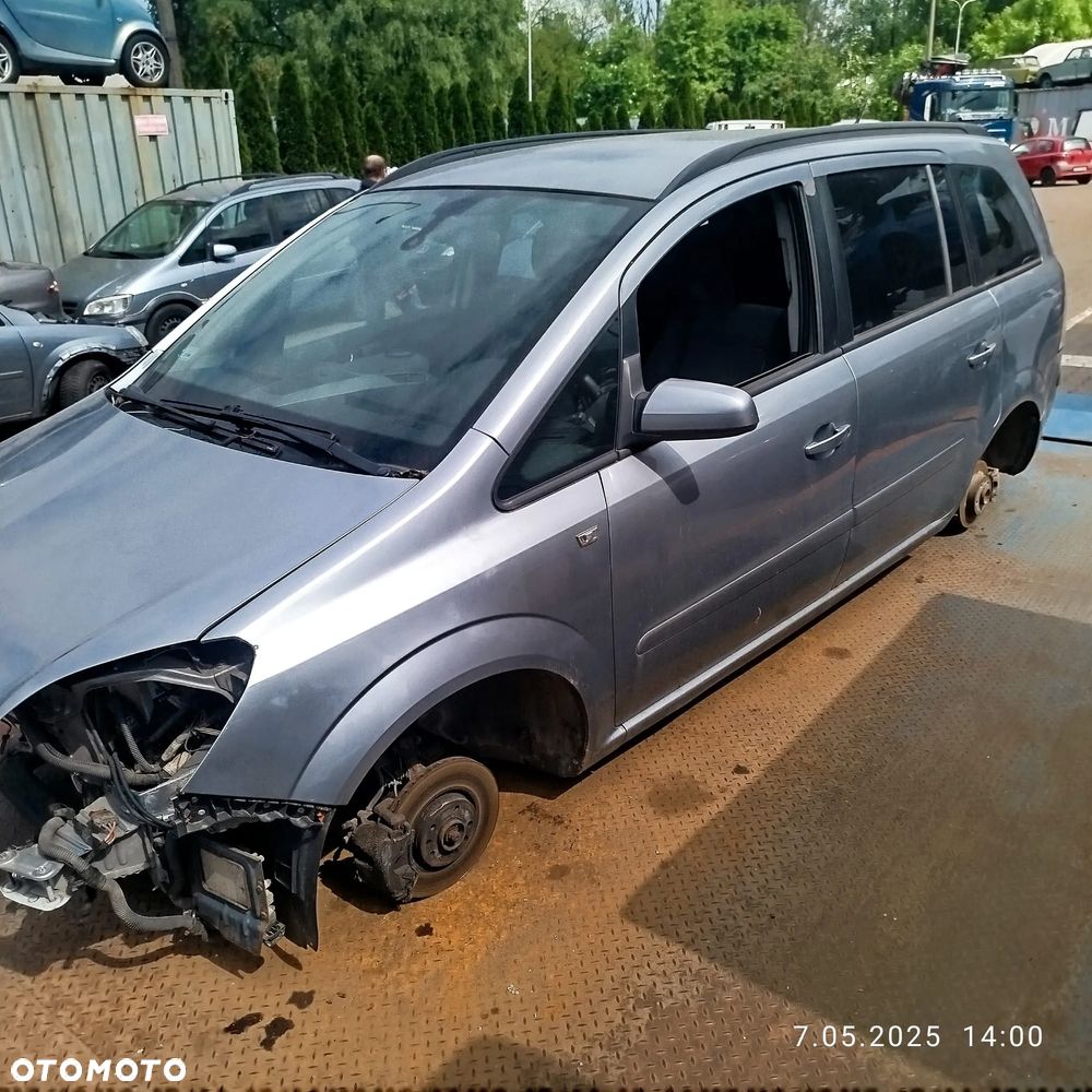 Opel Zafira B na części - 3