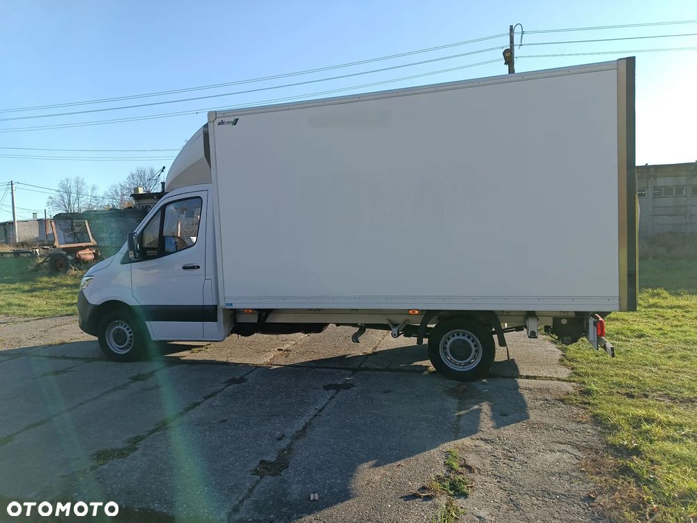 Mercedes-Benz Sprinter KONTENER+ winda ZEPRO (750kg) 2.0 diesel 170kM automat rok 2021.12 WEBASTO, OGRZEWANY KONTENER, SUPER STAN, BEZ RDZY!!! - 12