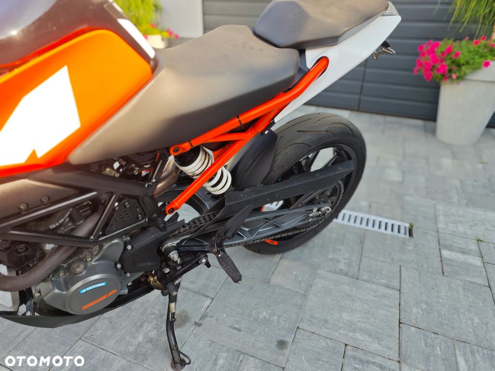 KTM Duke 125 - 13