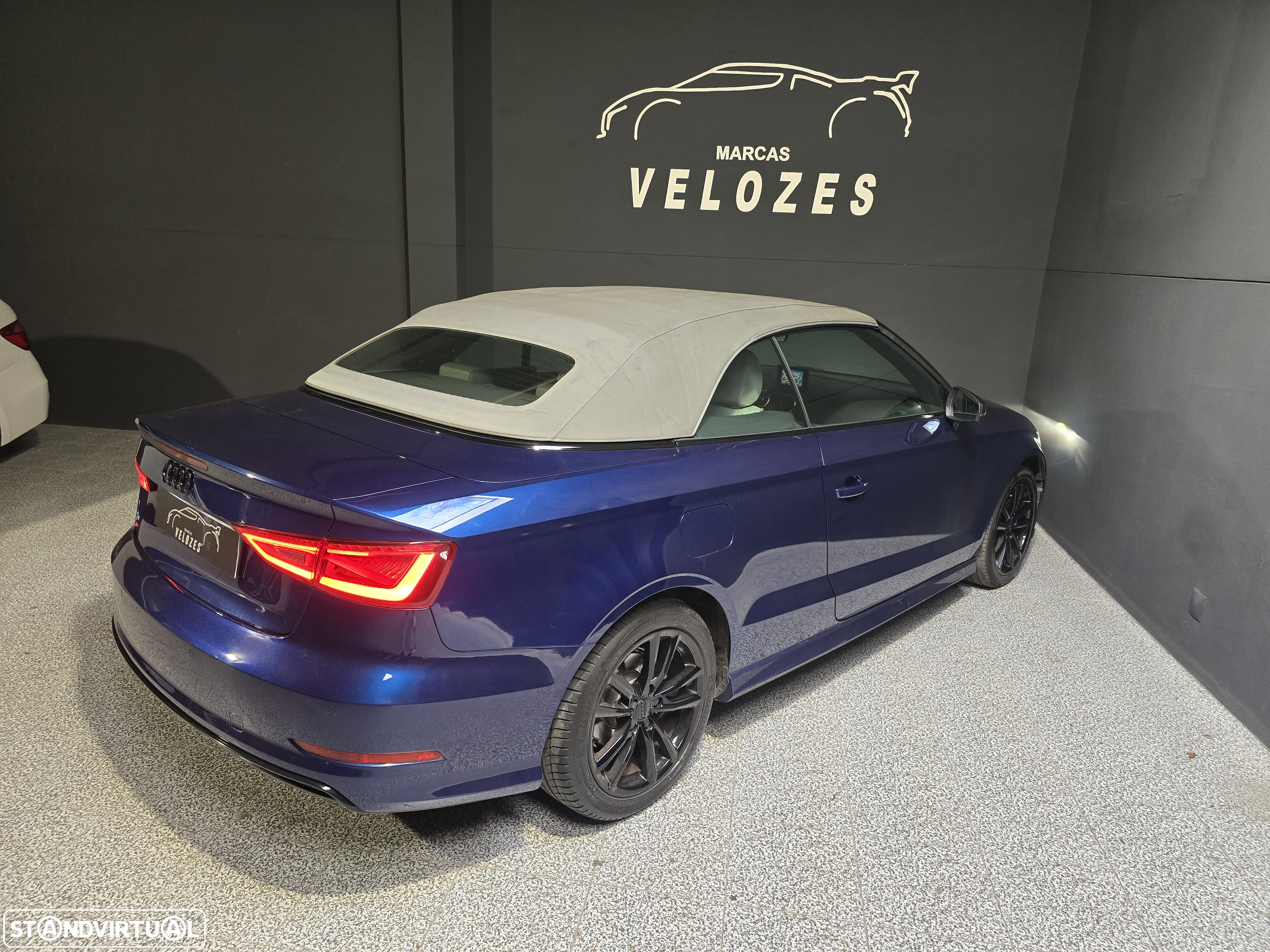 Audi A3 Cabrio 2.0 TDi S-line - 23