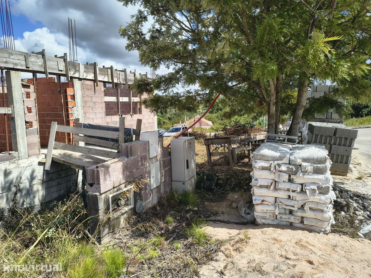 Terreno urbano em Alenquer com acesso pavimentado - Grande imagem: 4/11