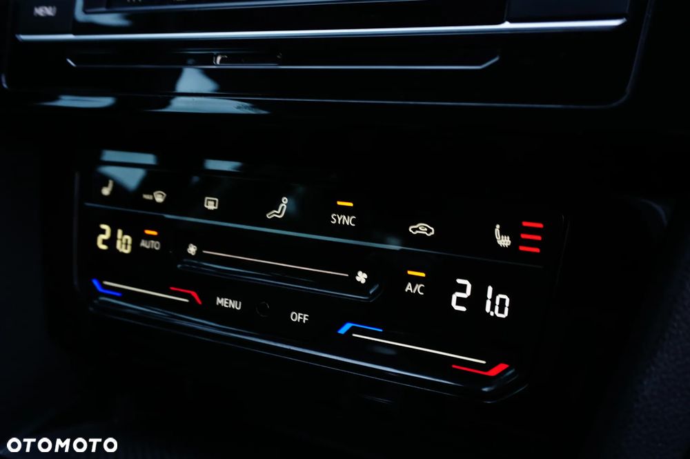 Volkswagen Passat Variant 1.5 TSI EVO Business - 25