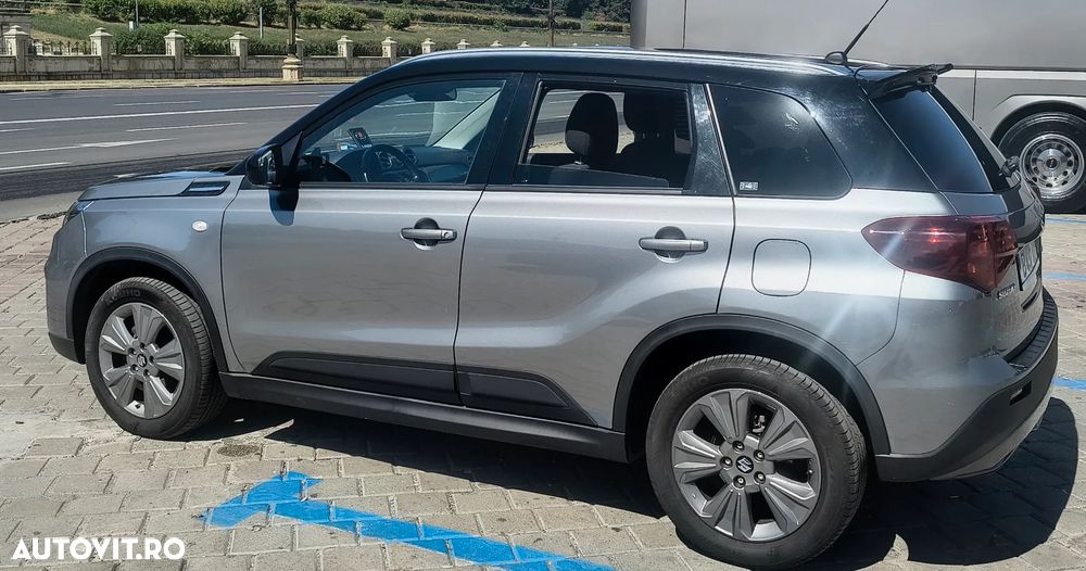 Suzuki Vitara - 16