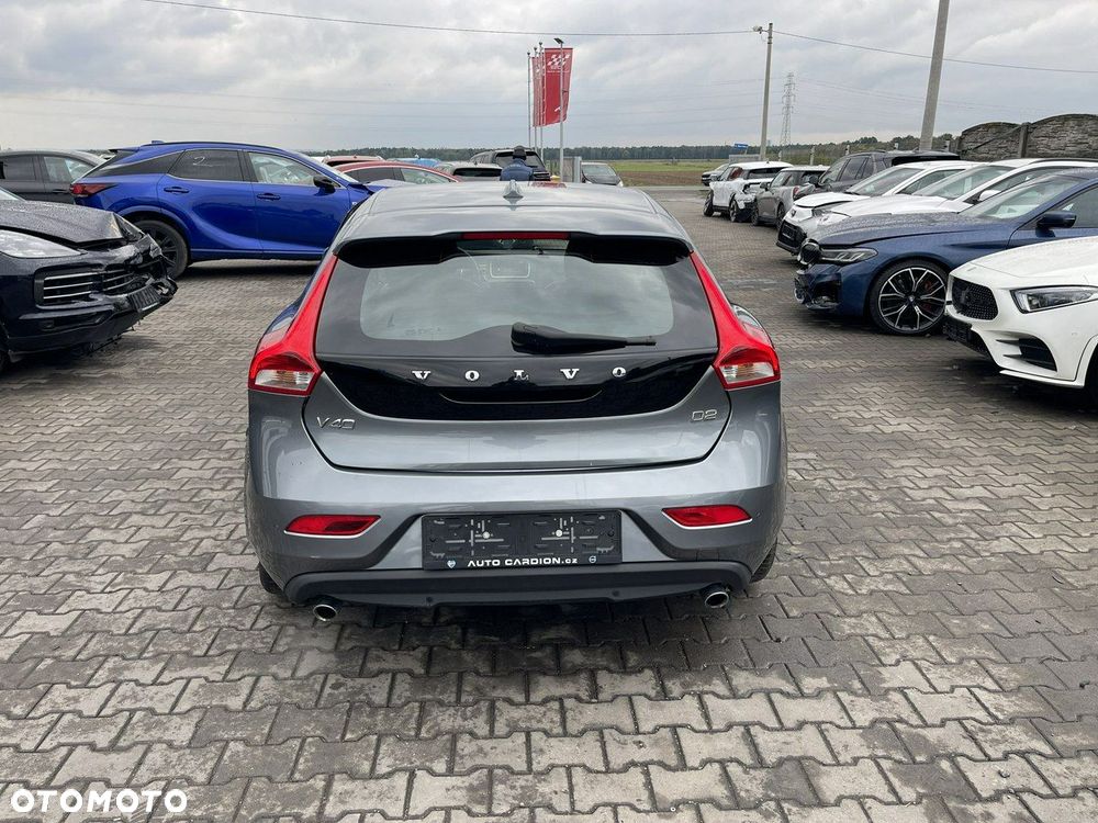 Volvo V40 D2 Geartronic Momentum - 3