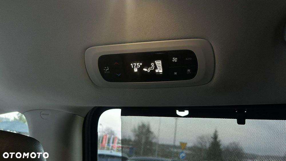 Chrysler Pacifica - 18