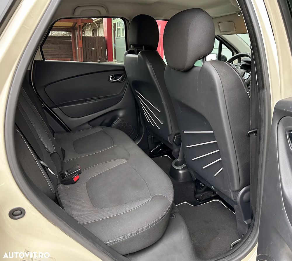 Renault Captur - 26