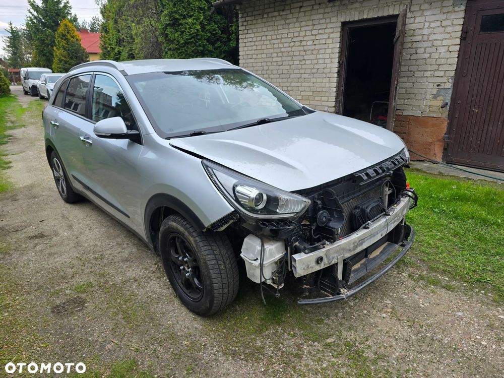 Kia Niro 1.6 GDI 2WD Edition 7 - 14