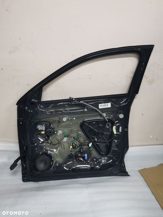 VW T-ROC drzwi I7F Grau - 2