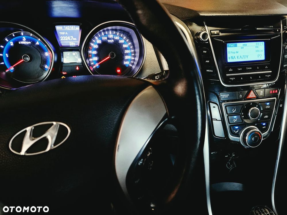 Hyundai i30 - 25