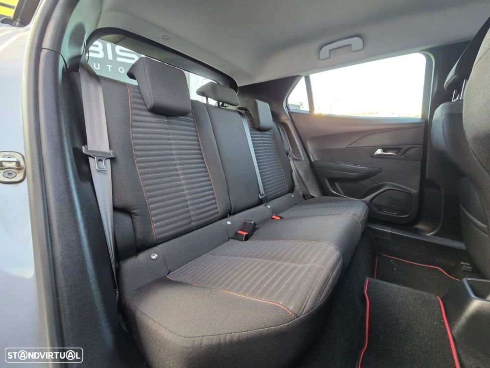 Peugeot 2008 PureTech 100 Active - 13