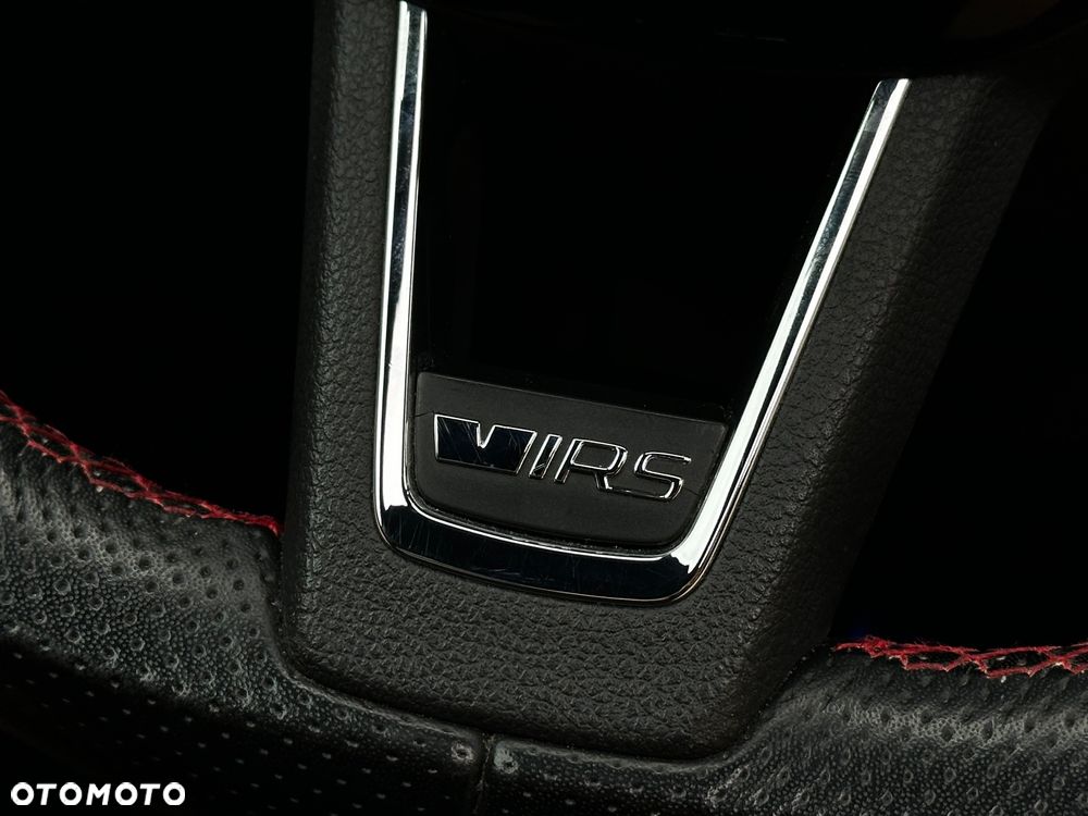 Skoda Octavia 2.0 TDI RS DSG - 25