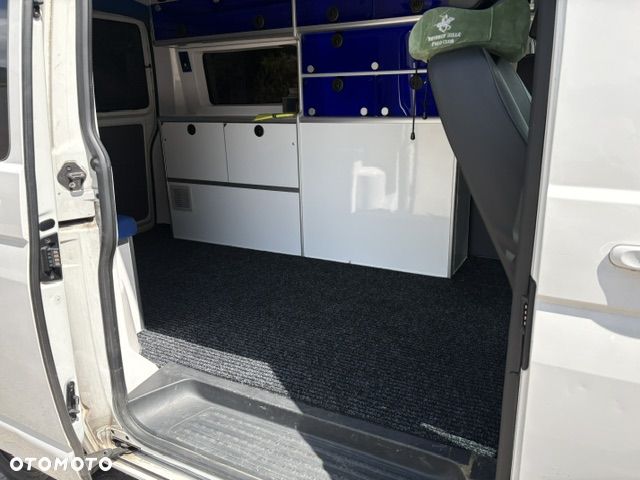 Volkswagen Transporter - 26