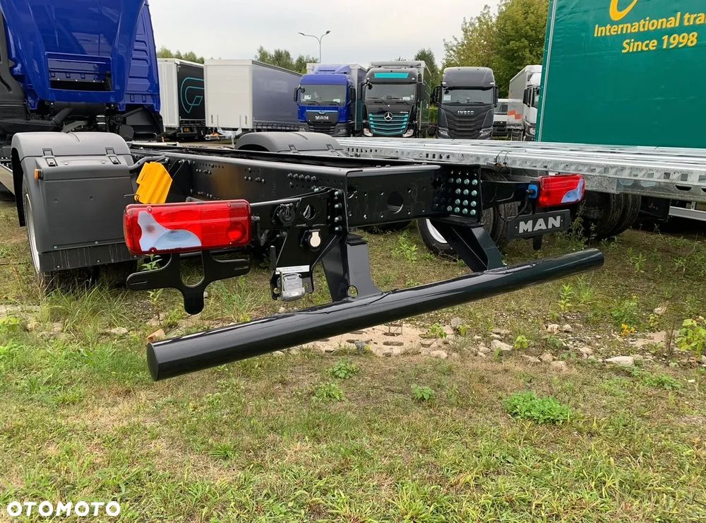 Belka tył tylna zderzak najazdowa MAN TGX TGL TGM TGS Mercedes Actros Atego Scania Volvo Iveco DAF - 7