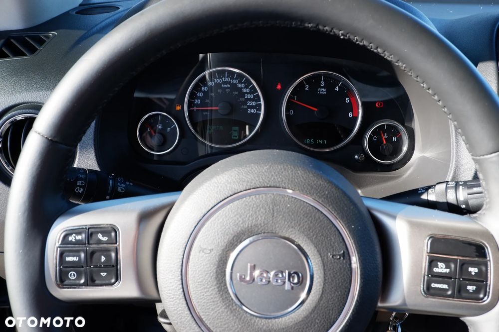 Jeep Compass 2.2 CRD 4x4 Limited - 17