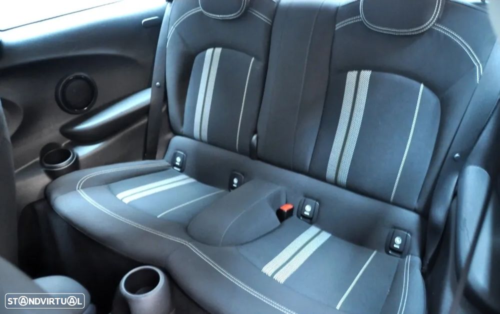 MINI 3 Portas Cooper JCW - 8