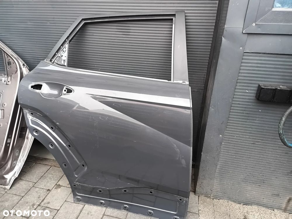 Hyundai Kona II 2024 Tył strona prawa Drzwi tylne - 3