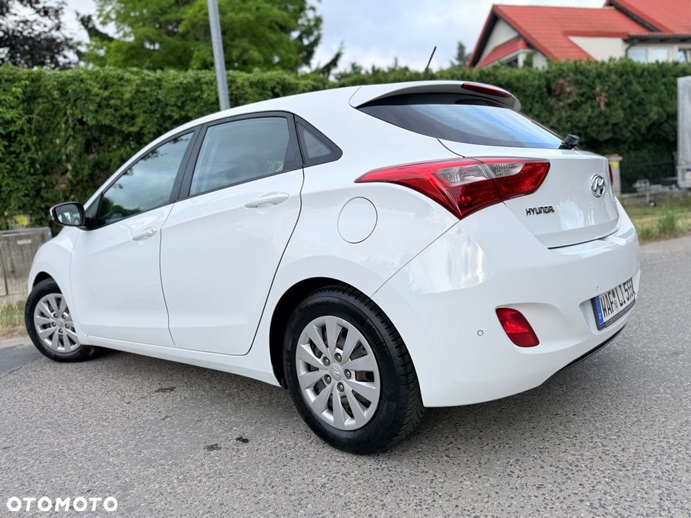 Hyundai i30 1.6 CRDi BlueDrive Premium - 15