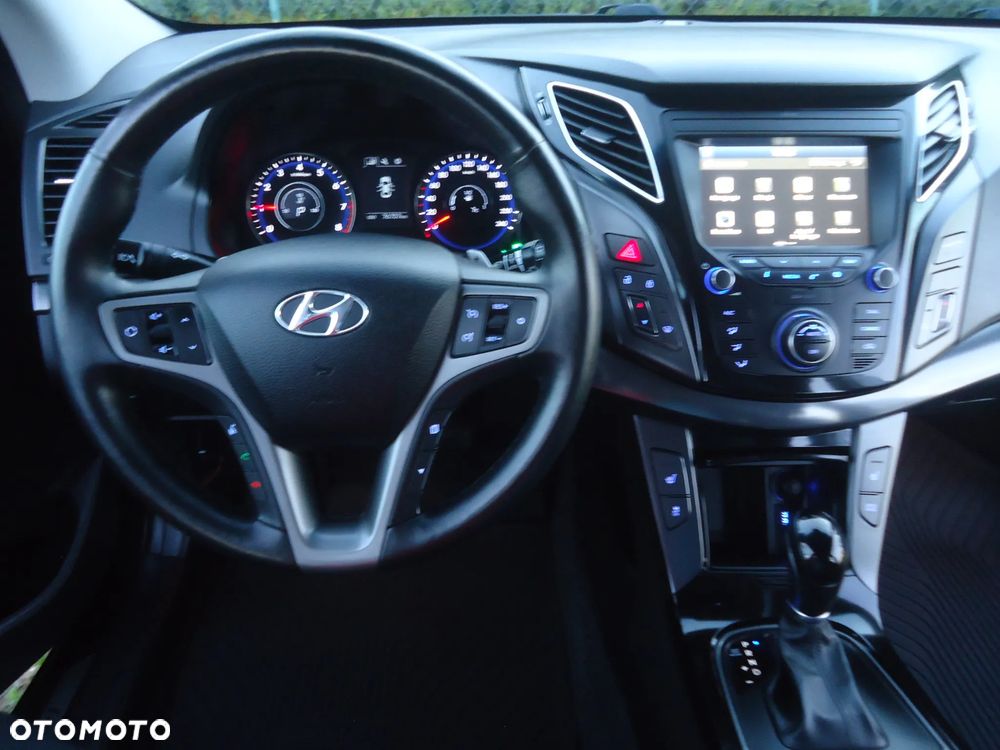 Hyundai i40 Kombi 2.0 Automatik Premium - 11