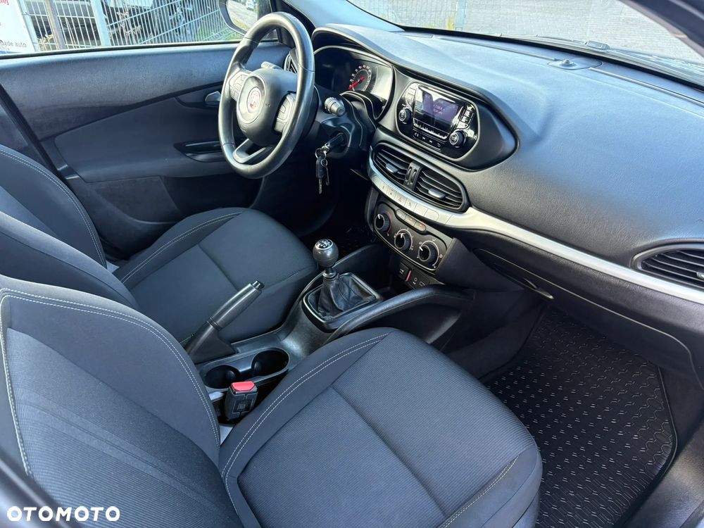 Fiat Tipo 1.4 16v Easy - 22