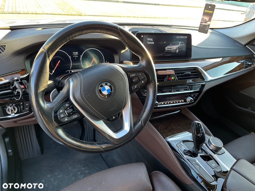 BMW Seria 5 540i xDrive GPF Luxury Line - 10
