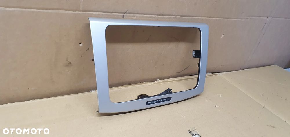 Ramka radia konsoli dekor VW Passat B6 3C0858069AE - 4