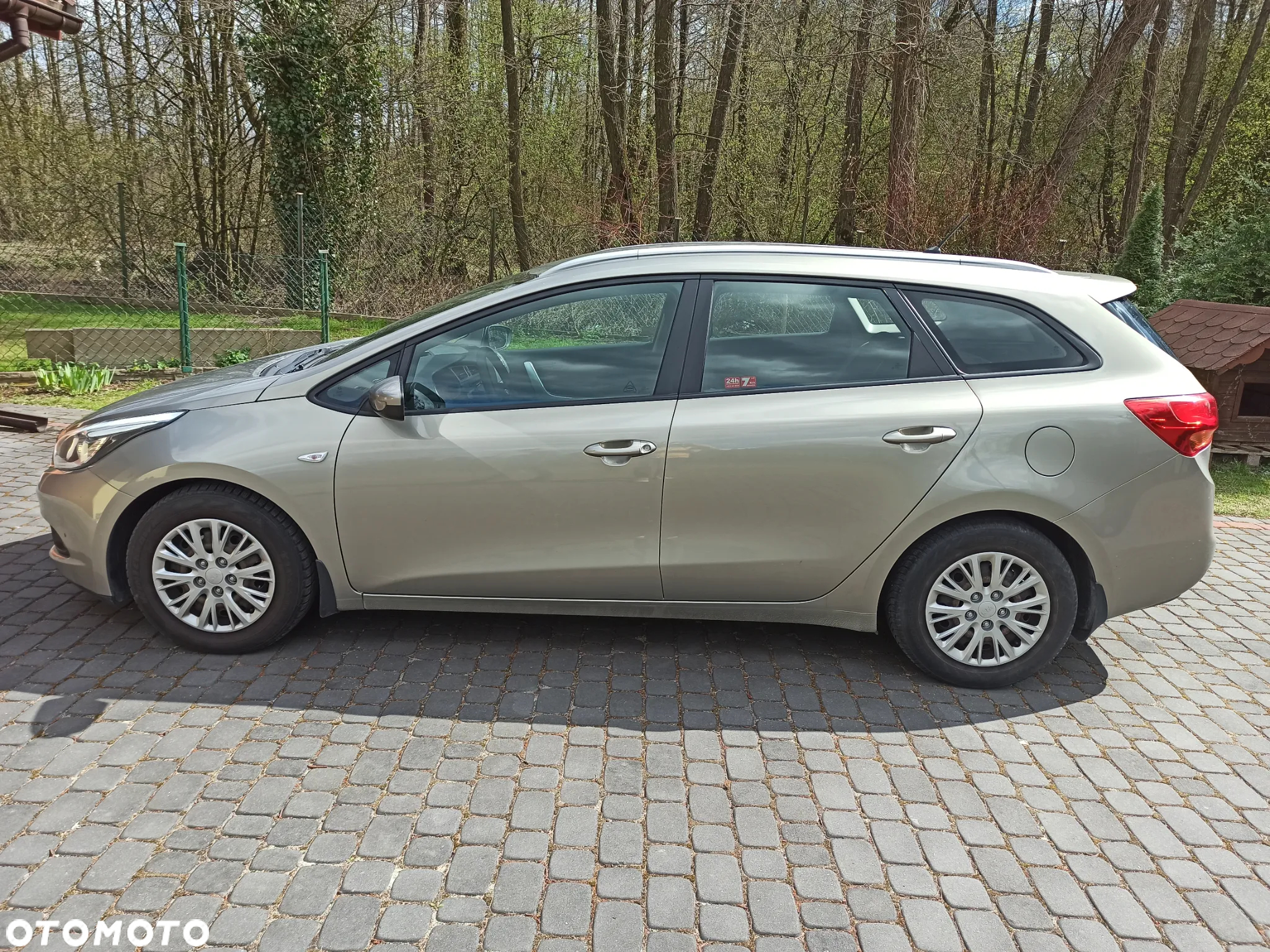 Kia Ceed Cee'd 1.6 GDI M - 4