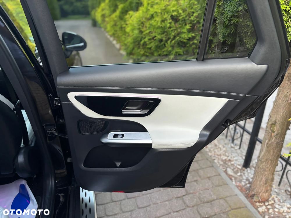 Mercedes-Benz GLC 220 d 4Matic 9G-TRONIC AMG Line Advanced - 15