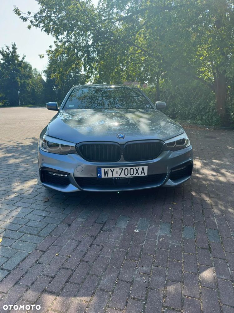 BMW Seria 5 520d M Sport - 6