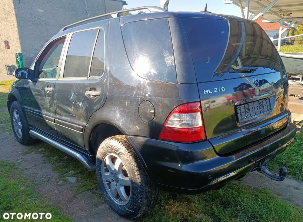 Mercedes-Benz ML - 4