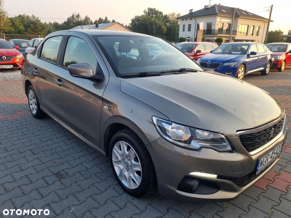 Peugeot 301 - 2