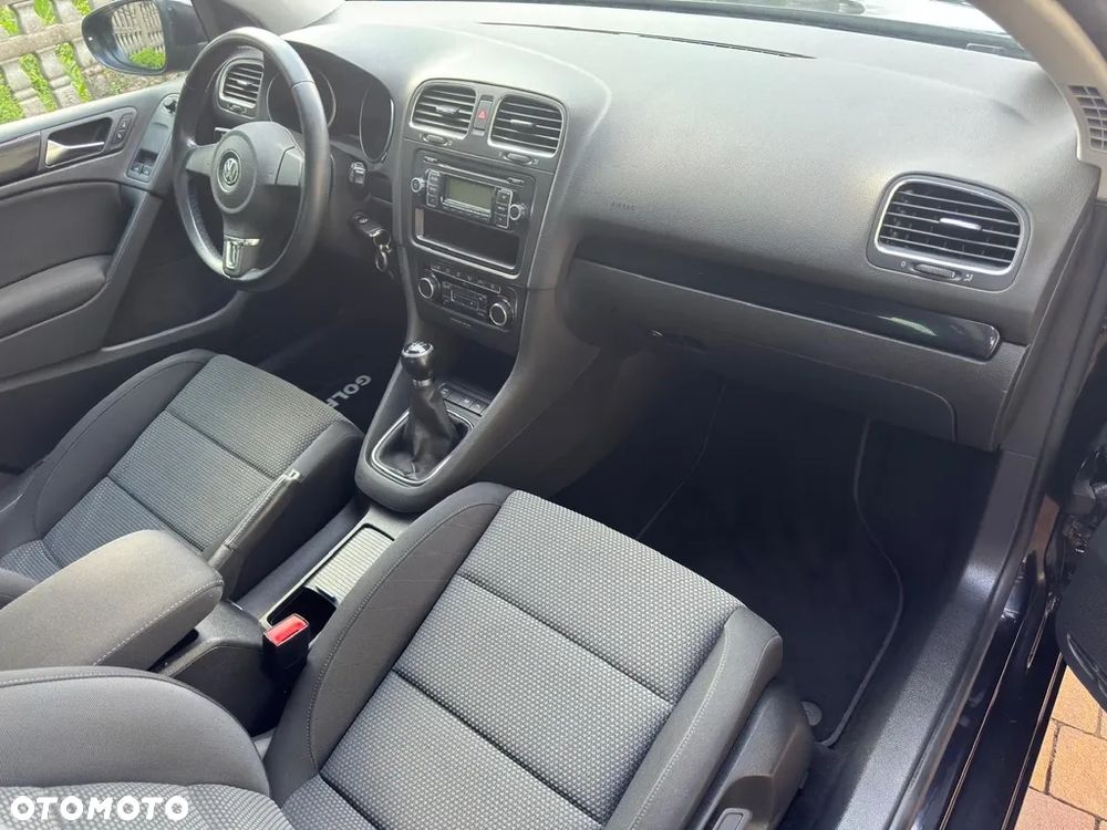 Volkswagen Golf - 15