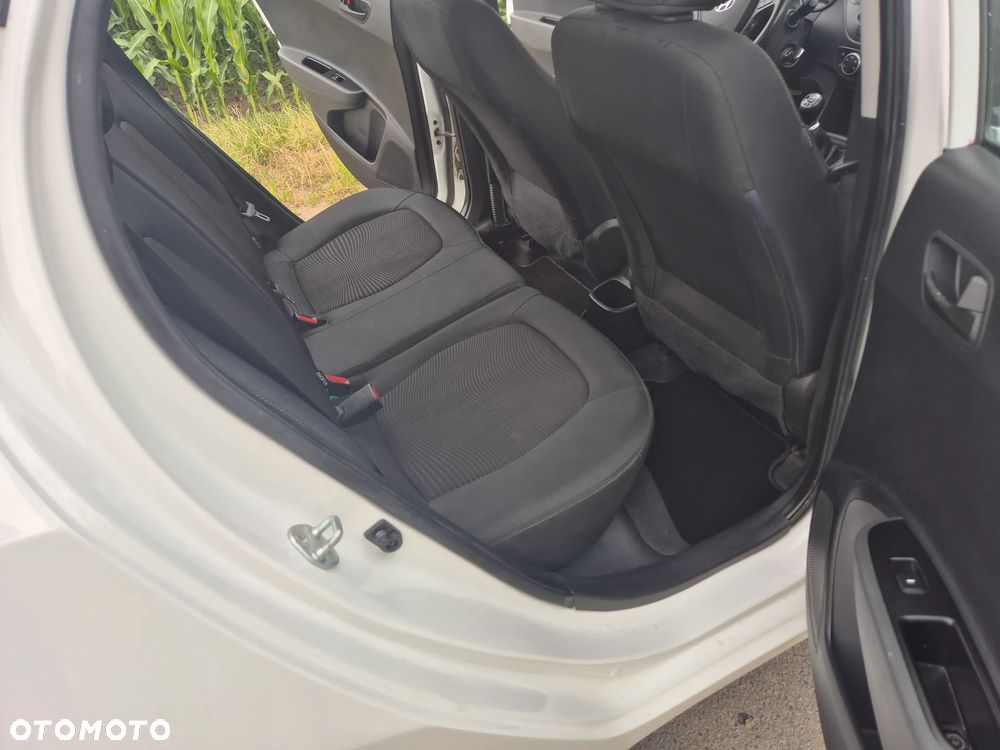 Hyundai i10 1.2 Passion - 15