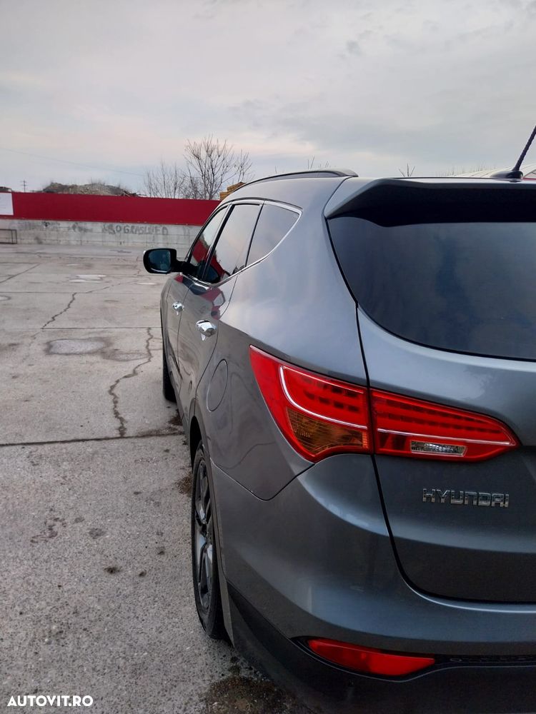 Hyundai Santa Fe - 3