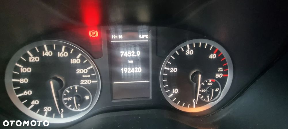 Mercedes-Benz Vito CDI Tourer Base 447.703 - 12