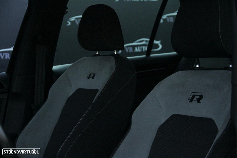 VW Golf R 4Motion BlueMotion DSG - 12