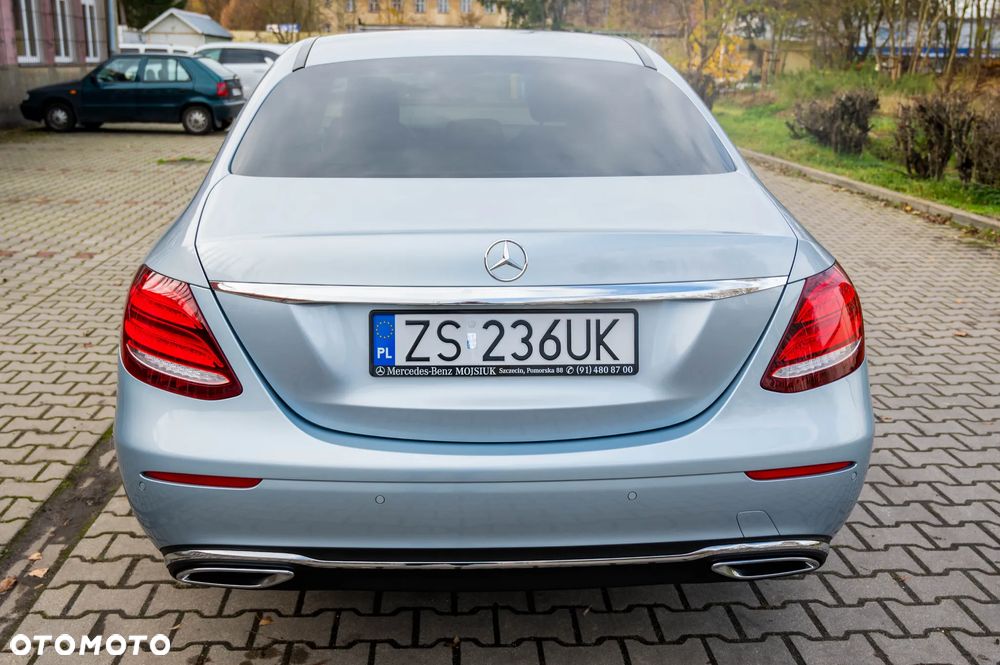 Mercedes-Benz Klasa E 220 d 4-Matic 9G-TRONIC - 7