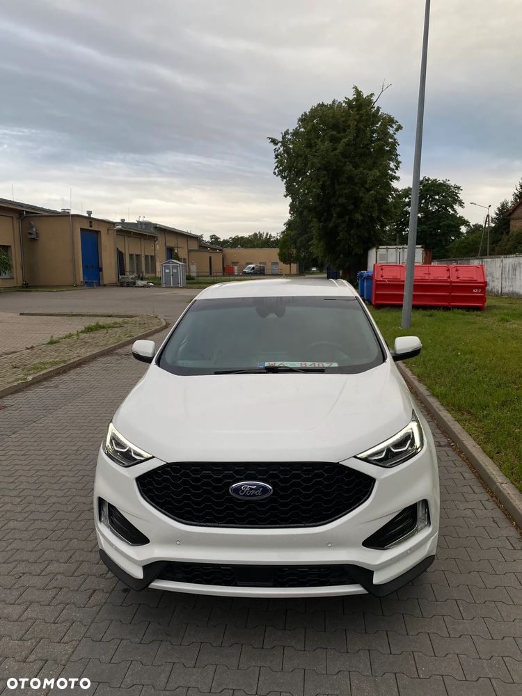 Ford Edge - 2