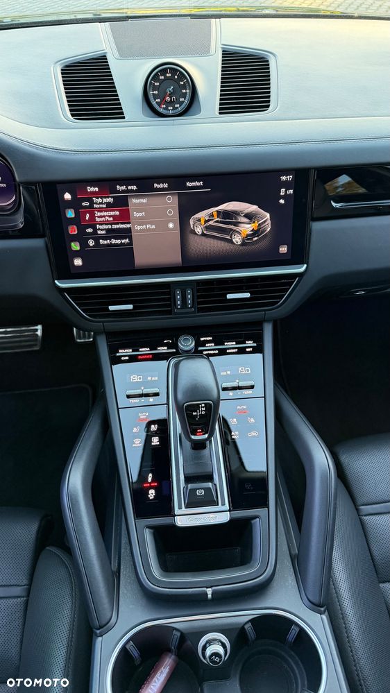 Porsche Cayenne S - 19