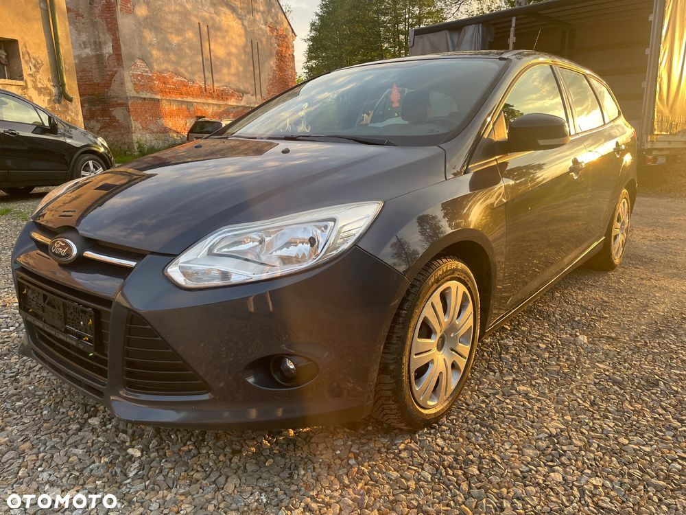 Ford Focus 1.6 TDCi DPF Champions Edition - 2