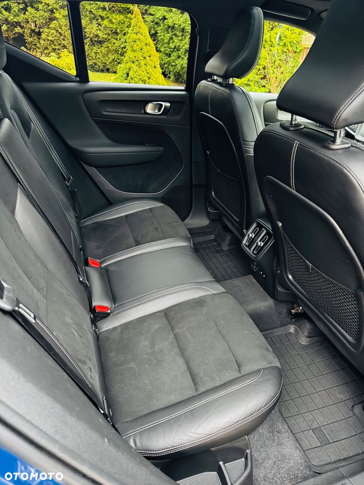 Volvo XC 40 T3 R-Design - 8