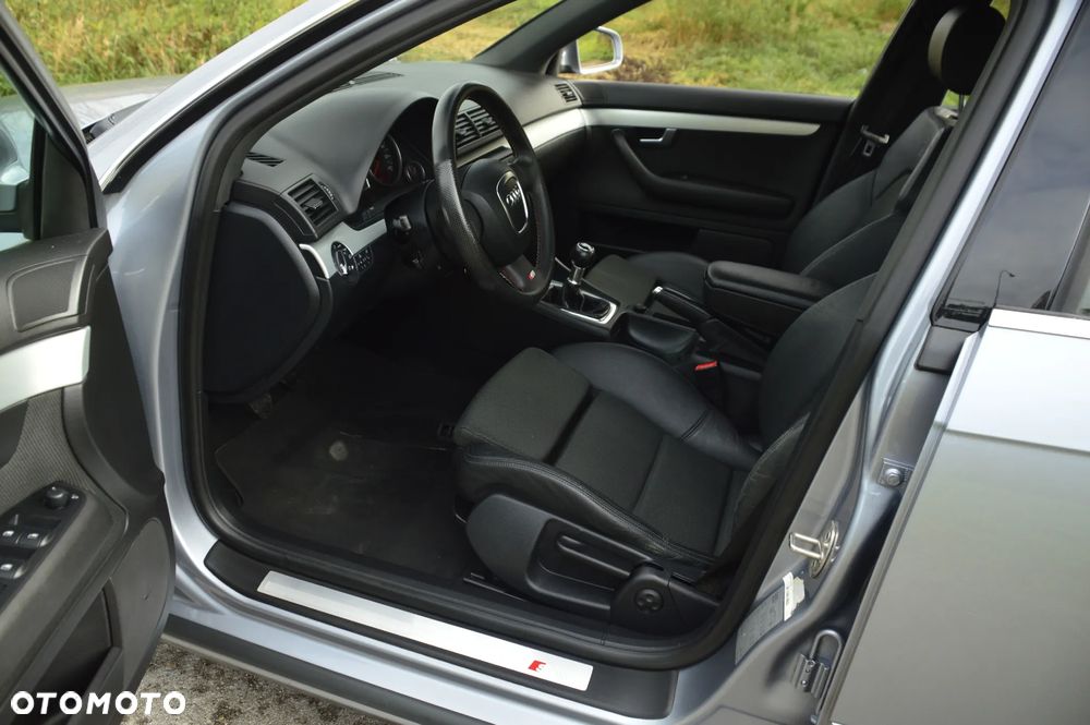 Audi A4 Avant 1.8T - 7