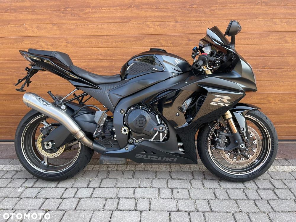 Suzuki GSX-R - 1