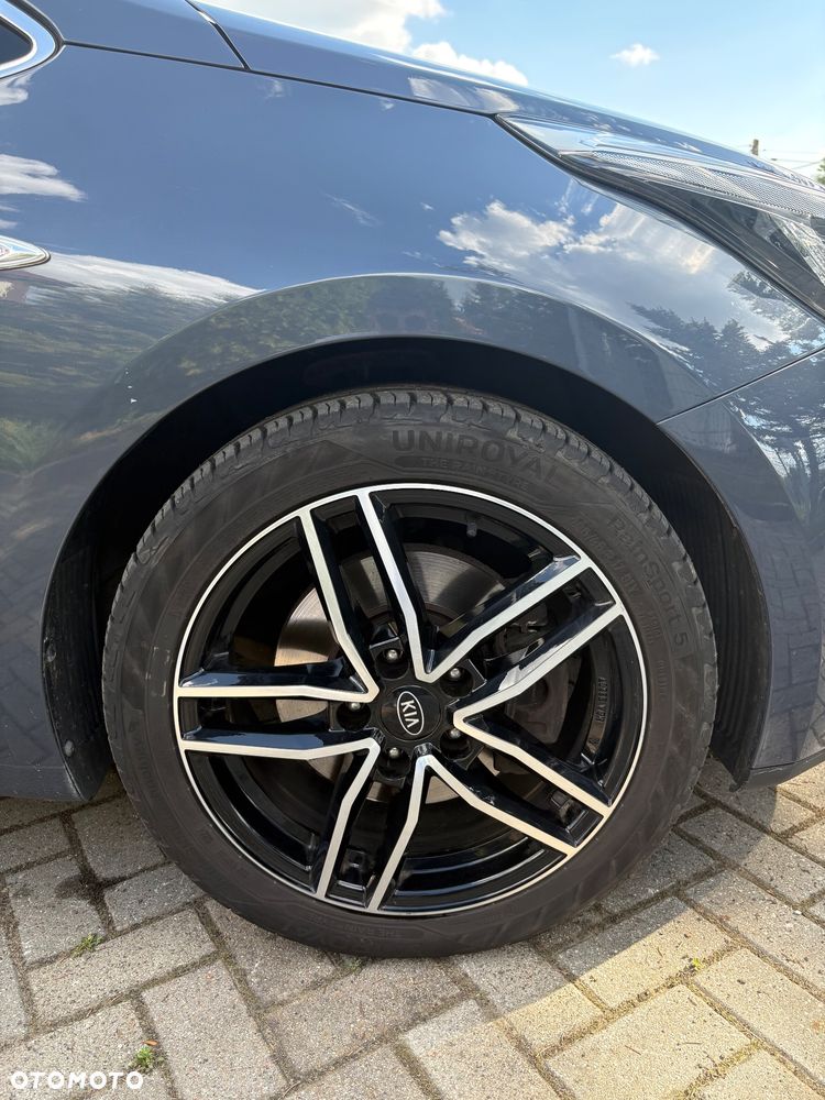 Kia Ceed 1.4 L - 14