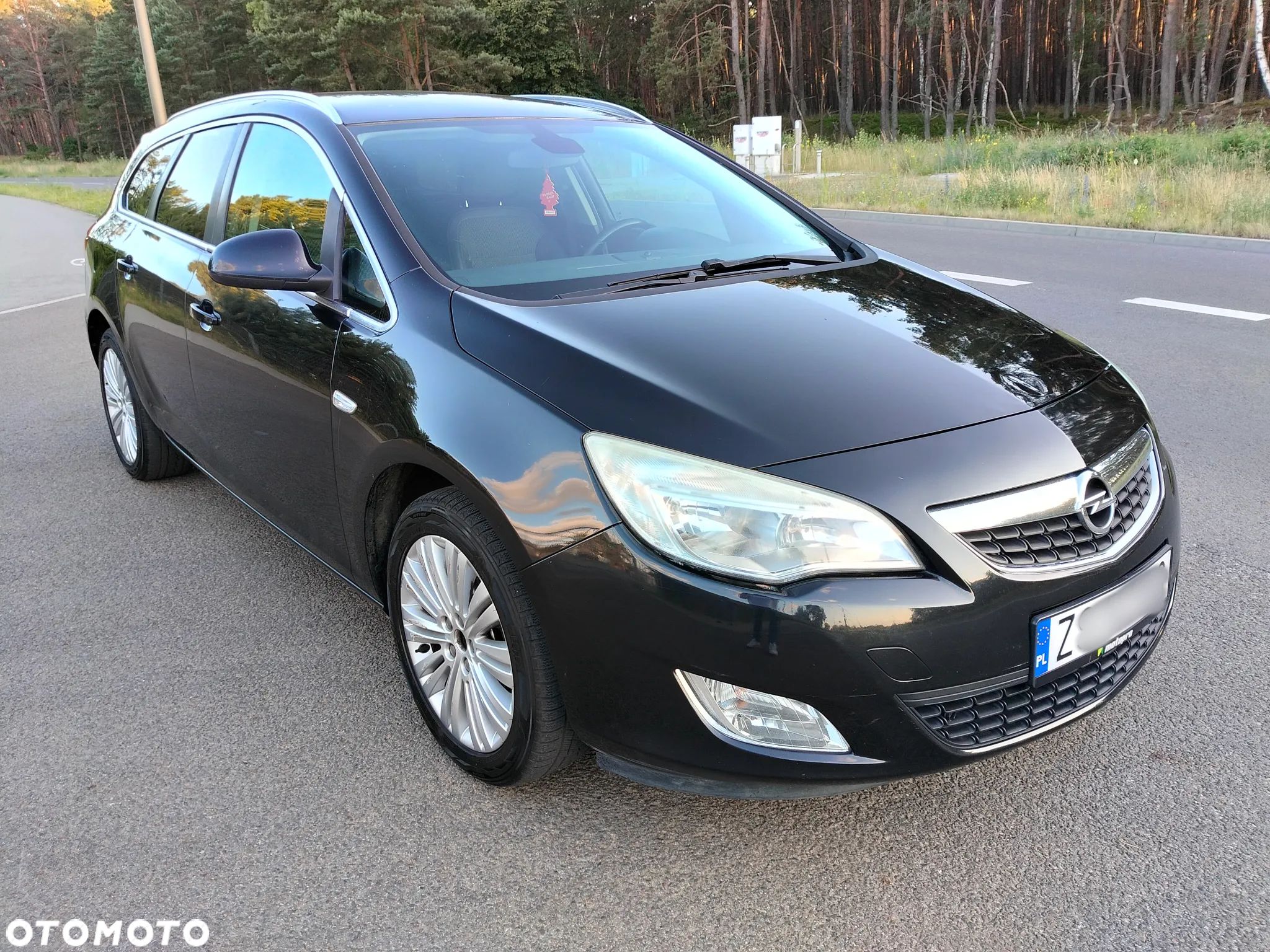 Opel Astra IV 1.4 T Essentia - 1