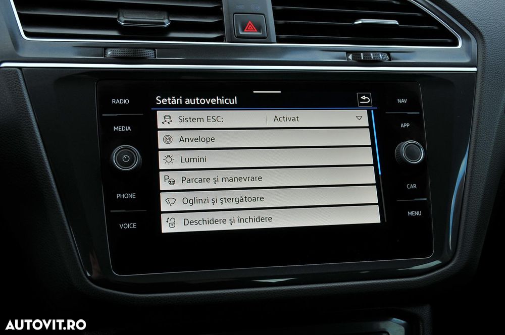 Volkswagen Tiguan 2.0 TDI SCR 4Motion DSG Highline - 17