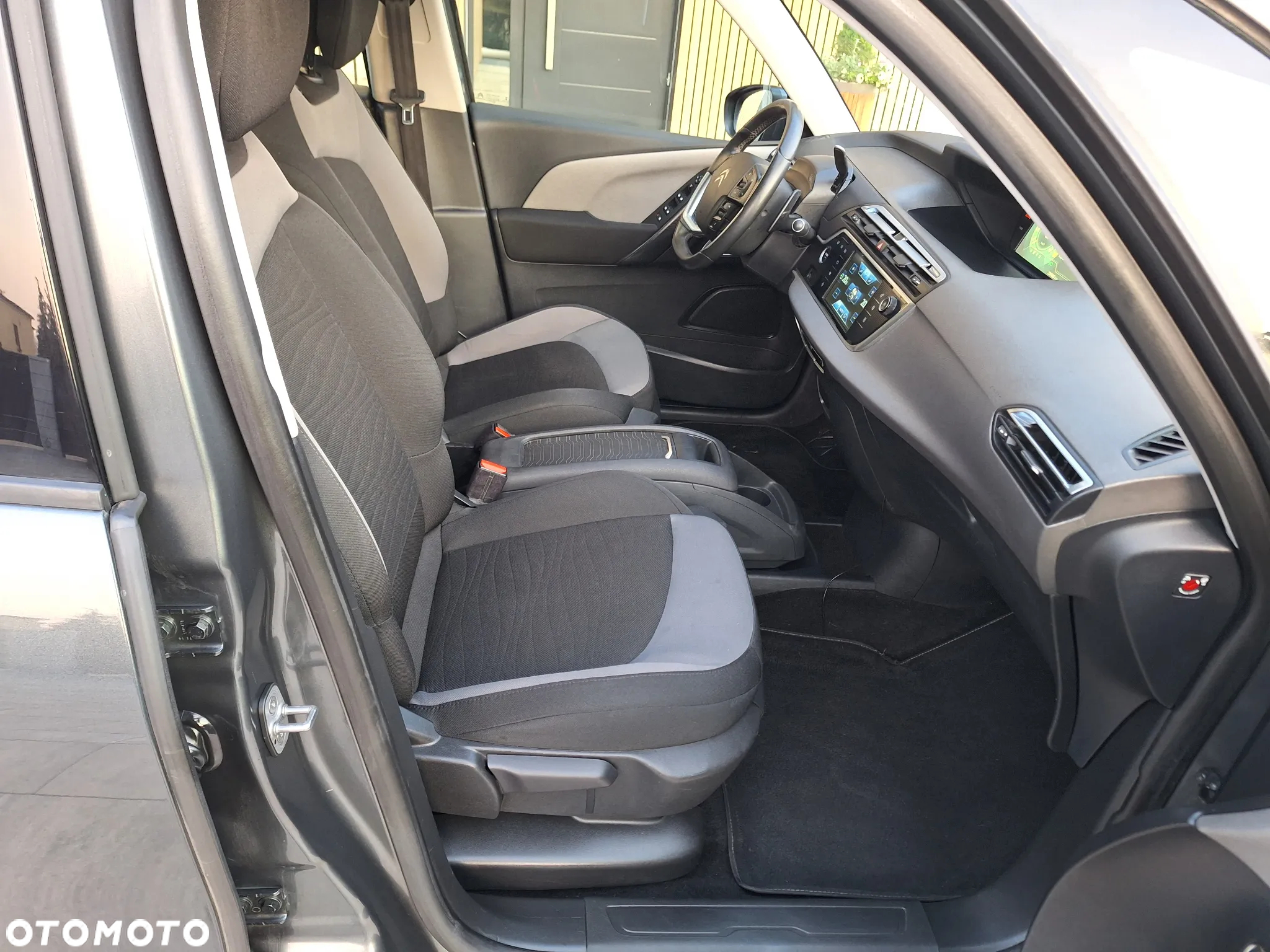Citroën C4 Grand Picasso - 9